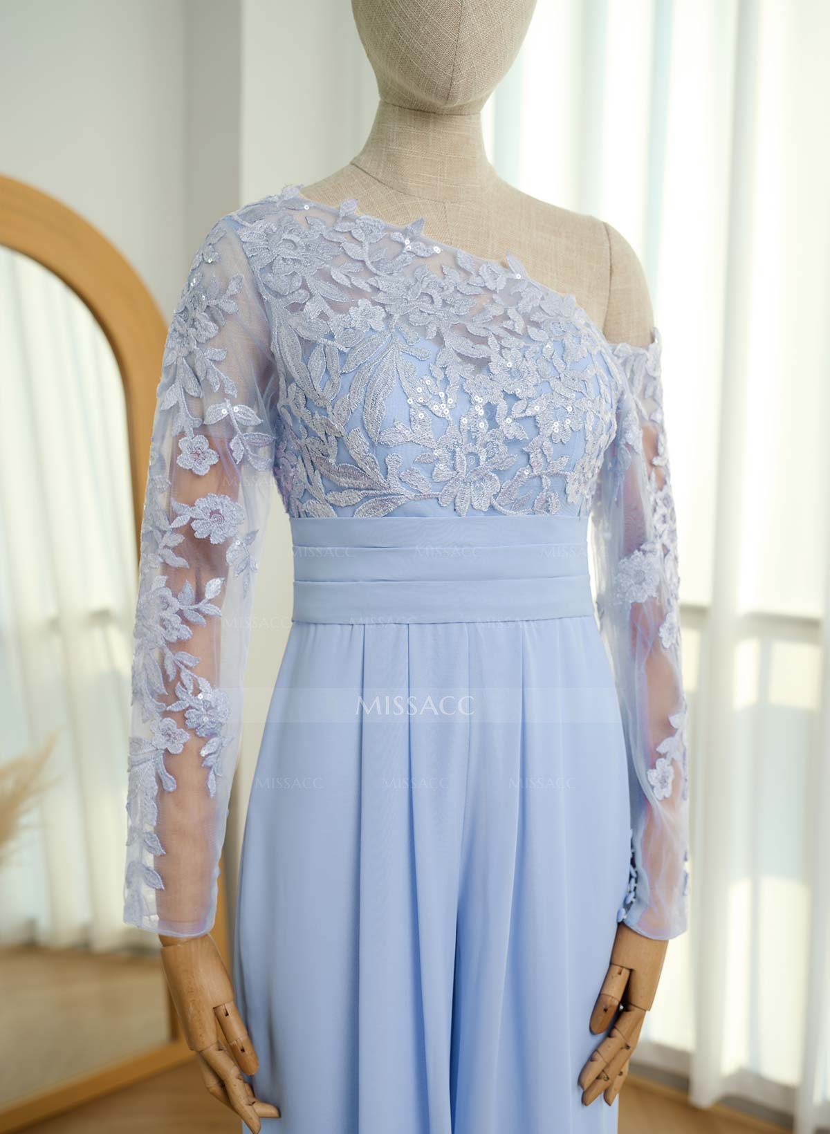 Exquisite Semi Sheer Illusion Lace Applique Sleeves Jumpsuit/Pantsuit Mother Of The Bride Dresses