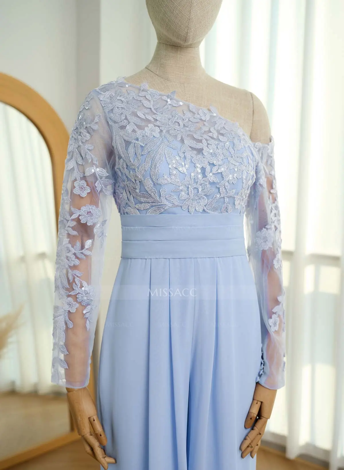 Exquisite Semi Sheer Illusion Lace Applique Sleeves Jumpsuit/Pantsuit Mother Of The Bride Dresses - Missacc Exquisite Semi Sheer Illusion Lace Applique Sleeves Jumpsuit/Pantsuit Mother Of The Bride Dresses - Missacc