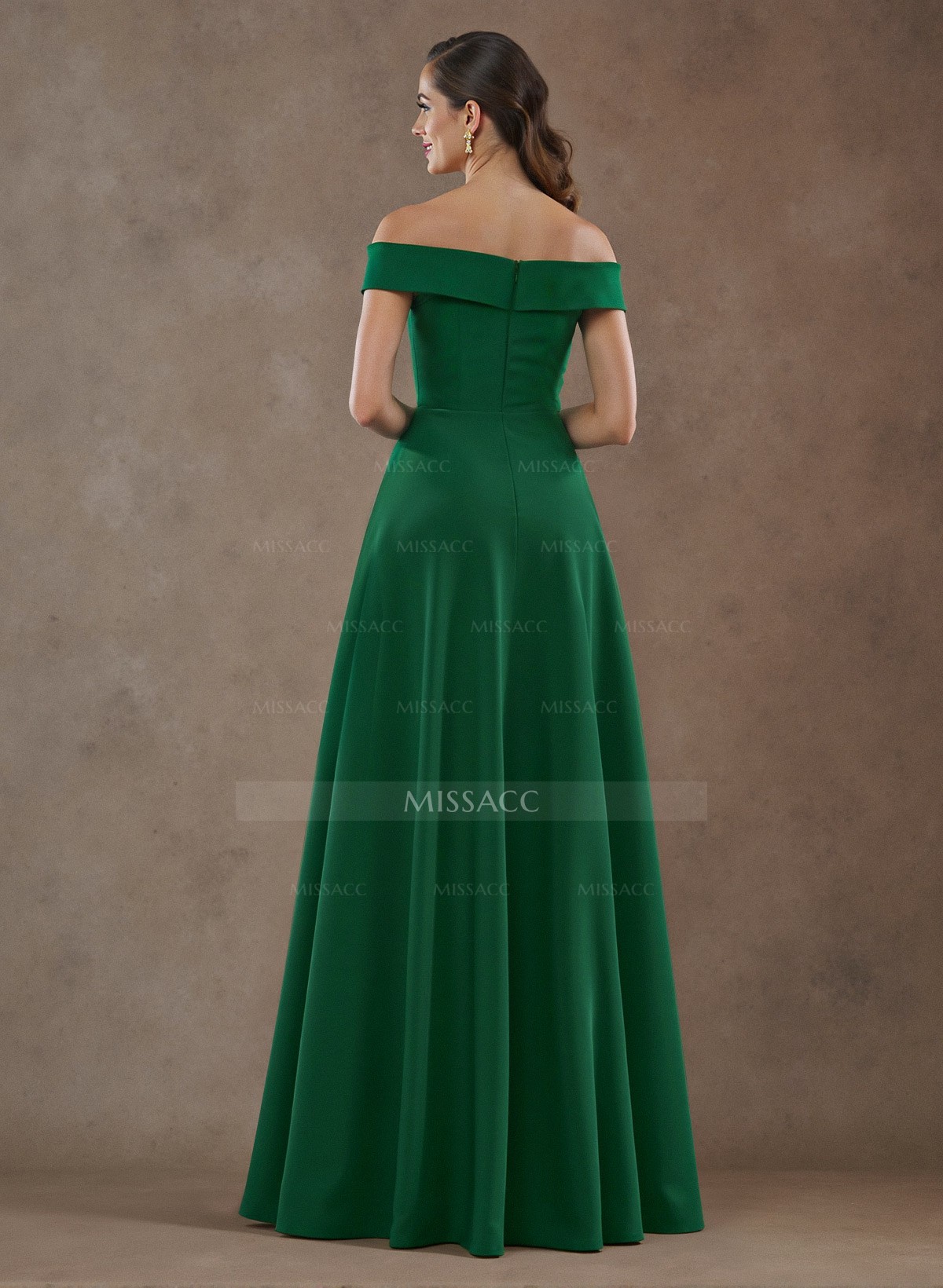 Exquisite Off-The-Shoulder Satin Mother Of The Bride Dresses With Floral Applique