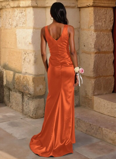 Simple Ruched V-Neck Silk Like Satin Bridesmaid Dresses With High Split