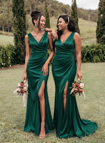 Simple Ruched V-Neck Silk Like Satin Bridesmaid Dresses With High Split