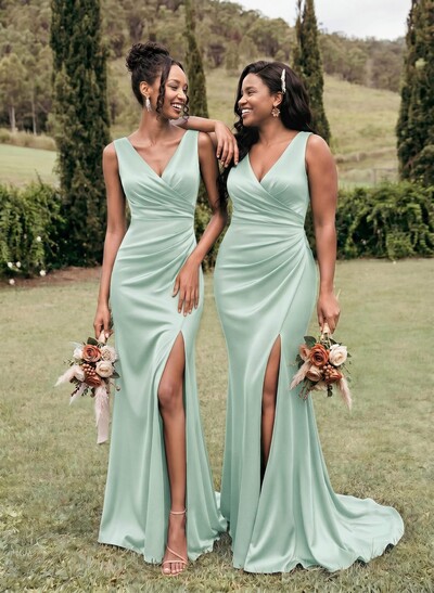 Simple Ruched V-Neck Silk Like Satin Bridesmaid Dresses With High Split