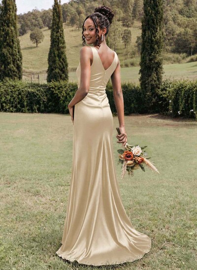 Simple Ruched V-Neck Silk Like Satin Bridesmaid Dresses With High Split
