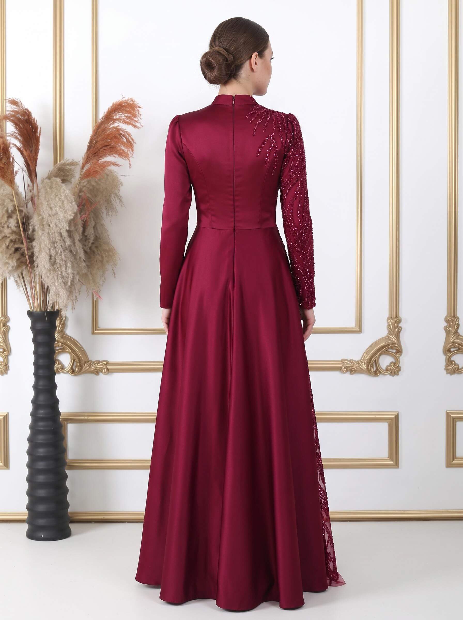 Elegant A-Line High Neck Long Sleeves Satin/Sequined Evening Dresses