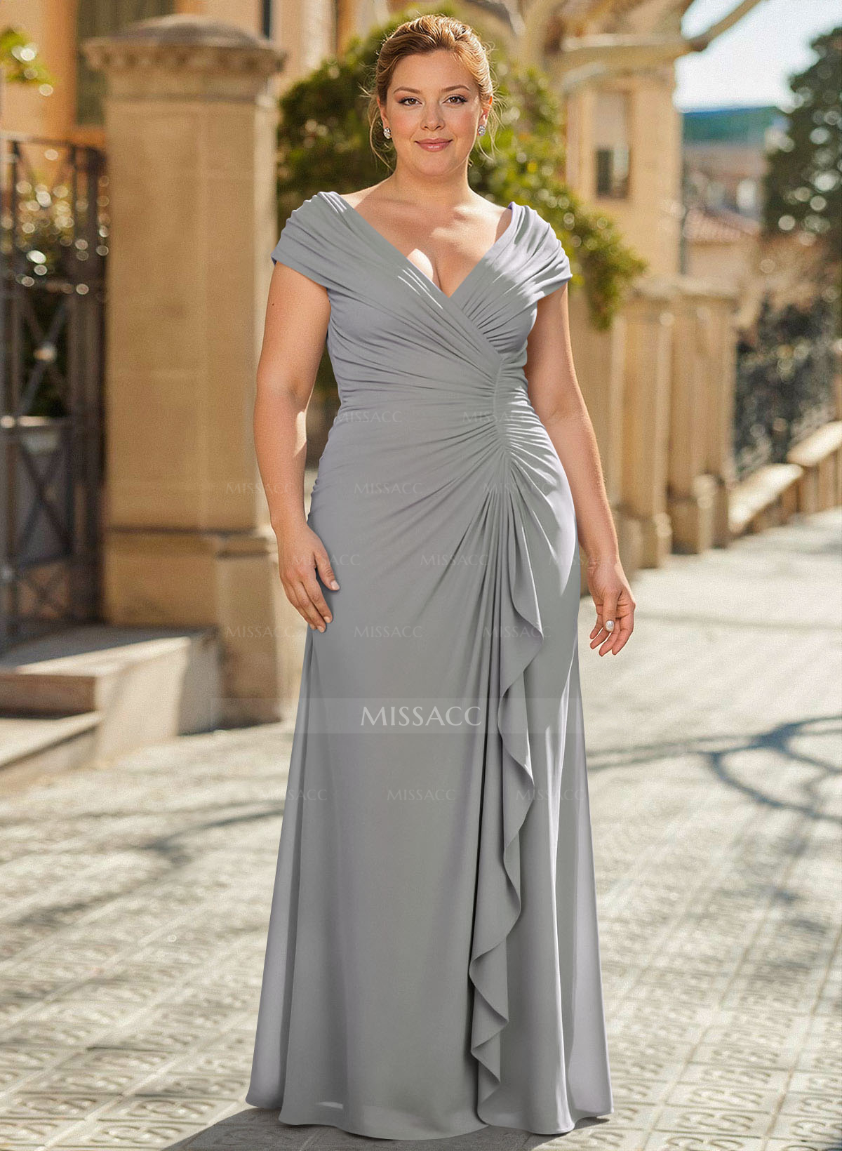 Modest Ruched V-Neck Chiffon Mother Of The Bride Dresses With Ruffle