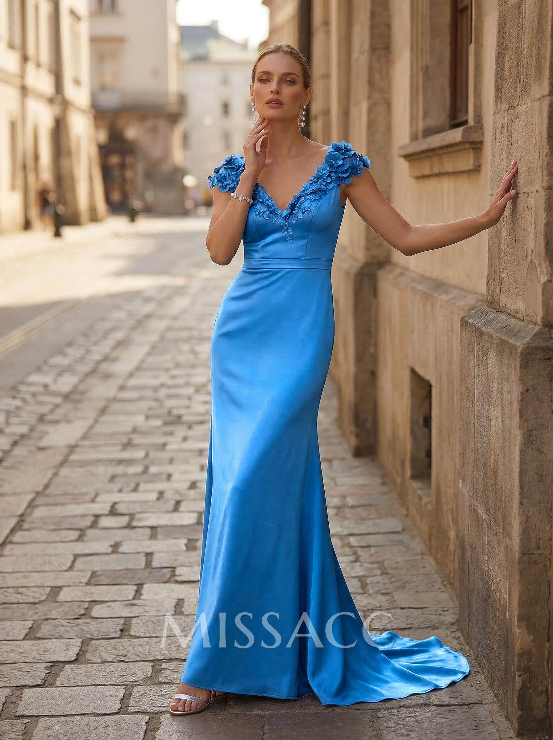 Elegant A-Line V-Neck Cap Straps Lace Satin Mother Of The Bride Dresses