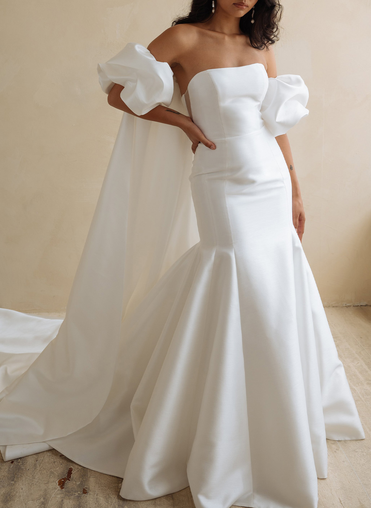 Elopement Trumpet Ruched Straps Satin Wedding Dresses With Detachable Train