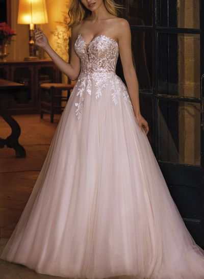 Dreamy Princess Ball Gown A-Line V-Neck Tulle Wedding Dresses With Appliques Lace