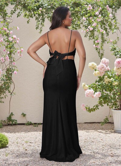 Flattering Spaghetti Straps Bridesmaid Dresses With Bow Accented Open Back