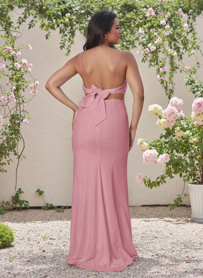 Flattering Spaghetti Straps Bridesmaid Dresses With Bow Accented Open Back