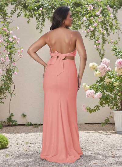 Flattering Spaghetti Straps Bridesmaid Dresses With Bow Accented Open Back