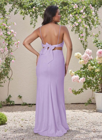 Flattering Spaghetti Straps Bridesmaid Dresses With Bow Accented Open Back