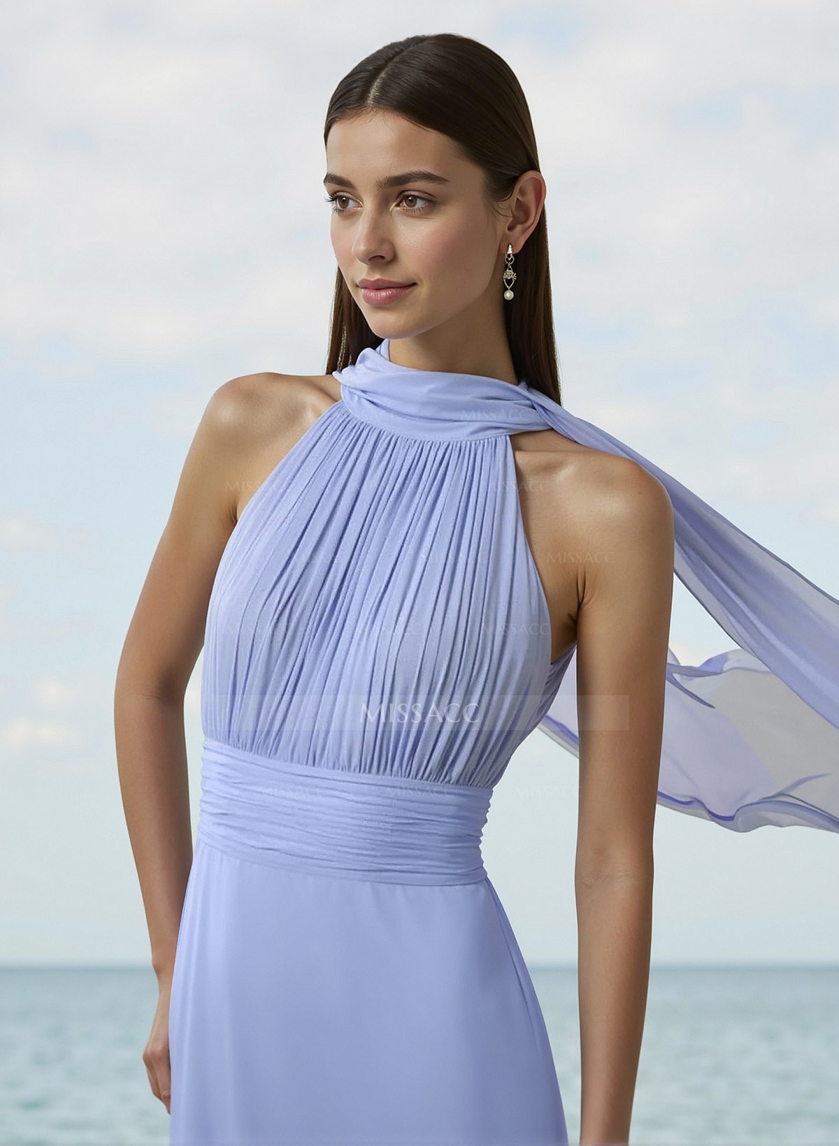 Elegant Trumpet Halter Chiffon Bridesmaid Dresses With Bare Back