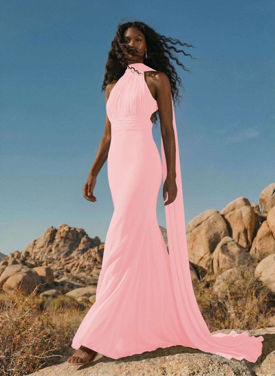 Elegant Trumpet Halter Chiffon Bridesmaid Dresses With Bare Back