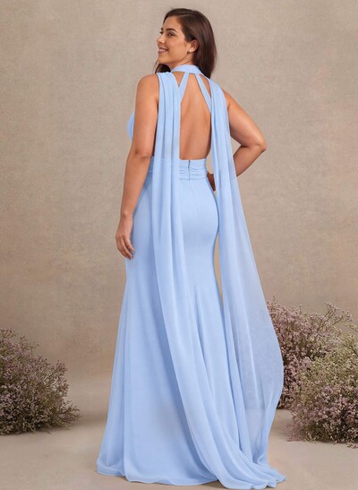Elegant Trumpet Halter Chiffon Bridesmaid Dresses With Bare Back