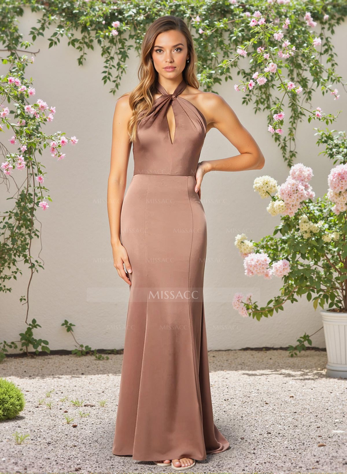 Modest Trumpet Halter Floor-Length Acetate Satin Bridesmaid Dresses With Backless