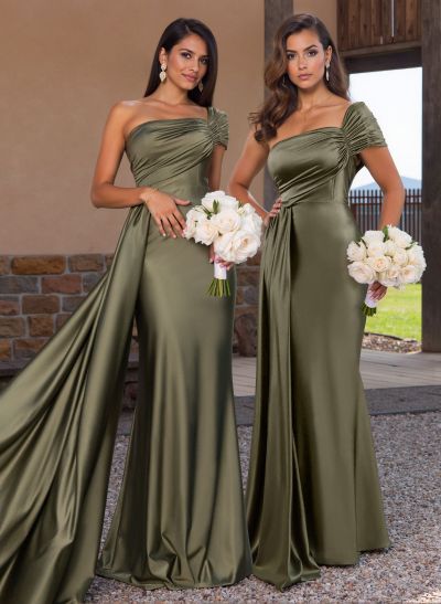 Modest Trumpet Ruched One-Shoulder Bridesmaid Dresses With Sweeping Side Drape