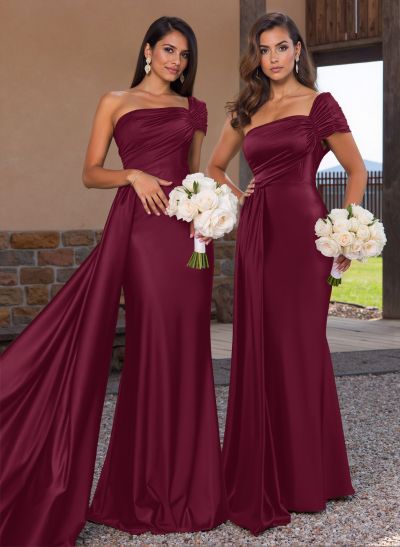 Modest Trumpet Ruched One-Shoulder Bridesmaid Dresses With Sweeping Side Drape