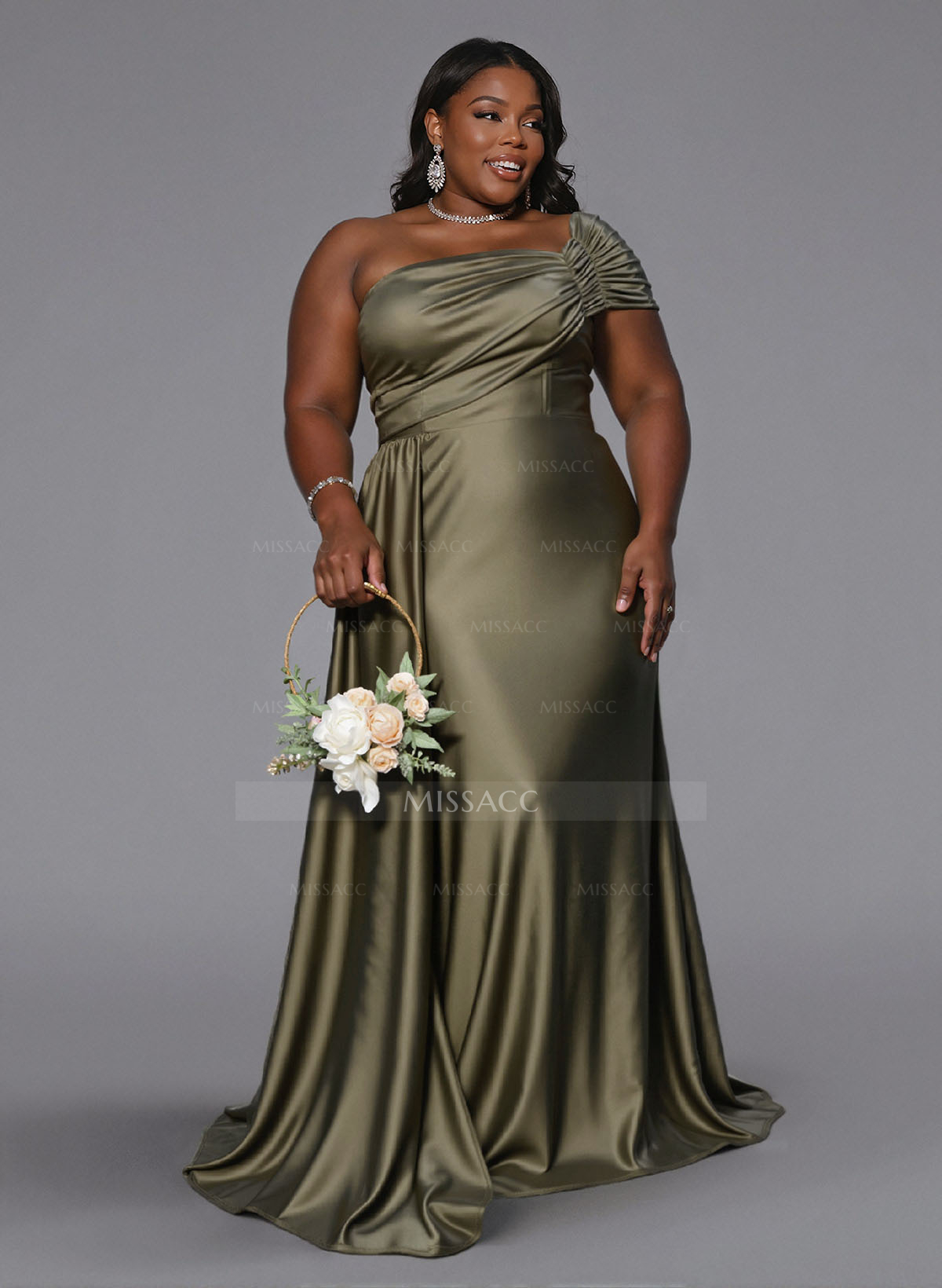 Modest Trumpet Ruched One-Shoulder Bridesmaid Dresses With Sweeping Side Drape