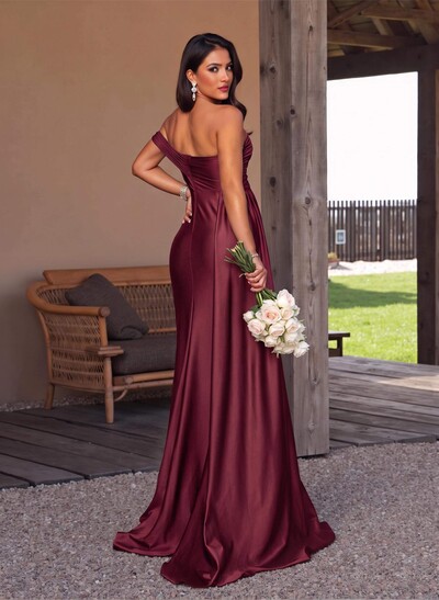 Modest Trumpet Ruched One-Shoulder Bridesmaid Dresses With Sweeping Side Drape
