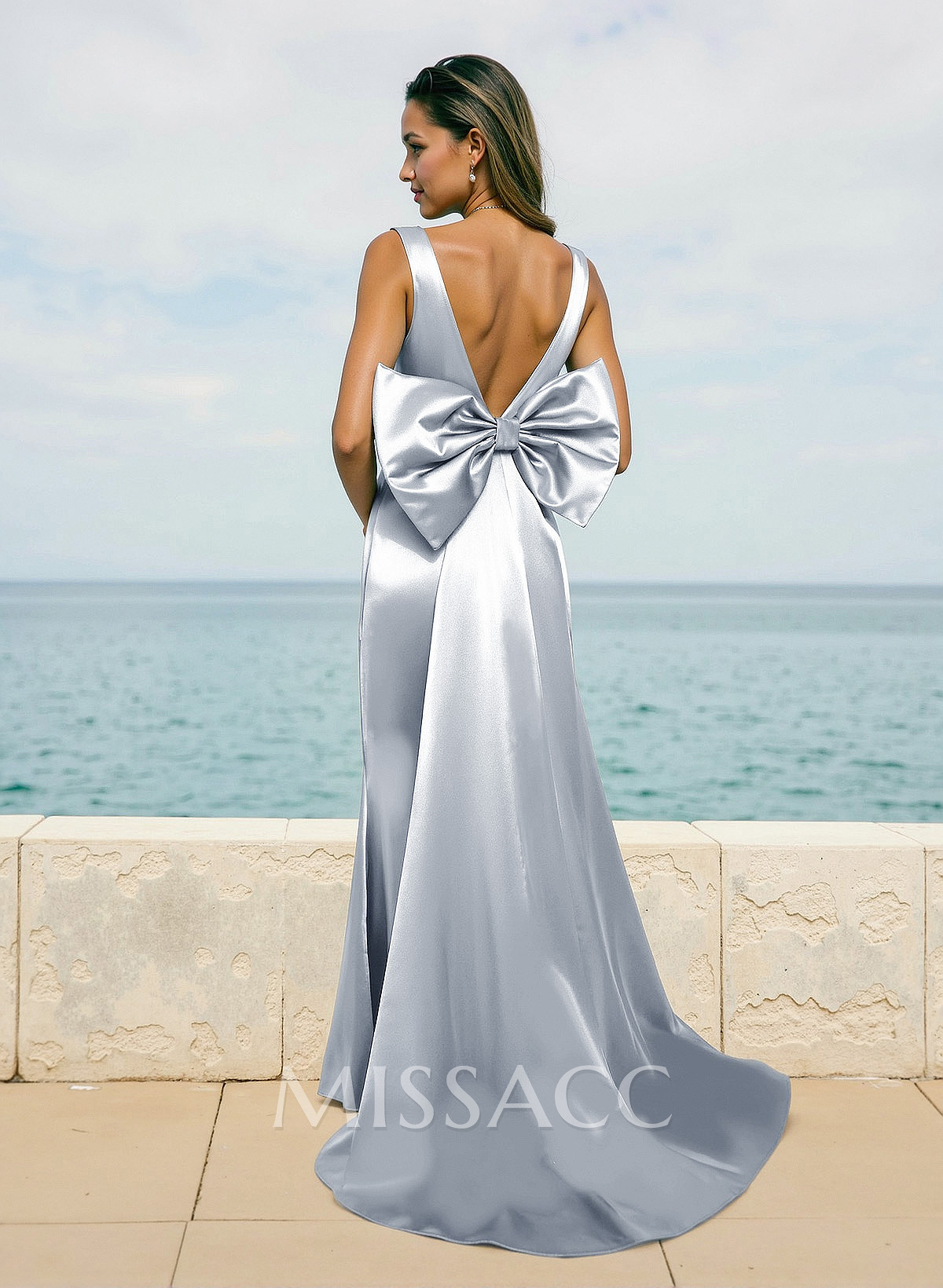 Modest Trumpet V-Neck Sleeveless Detachable Silk Like Satin Bridesmaid Dresses With Bow(s)