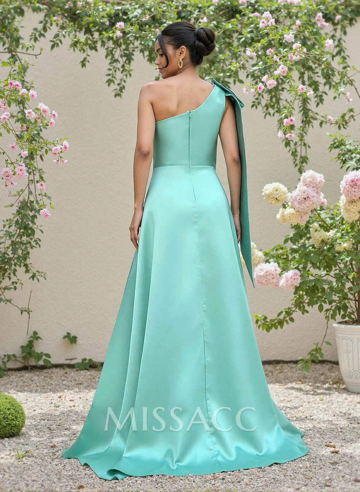v waist dress Square Neck Pleated Sleeveless in Vanilla- Littlebox India Size:XL / US 12 White prom dress long _okendo:syndication_key:CL135235002