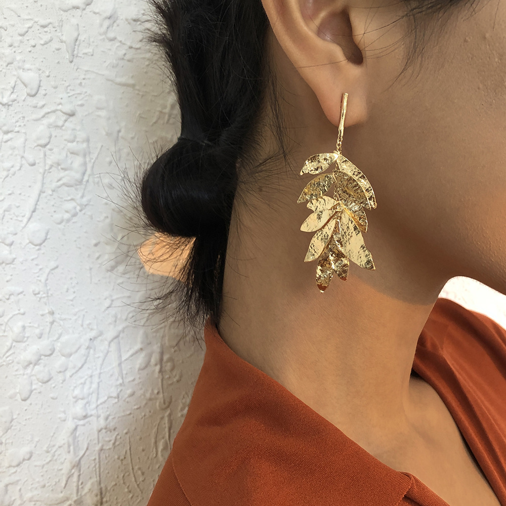 Multi-Layered Leaves Vintage Metallic Tassel Earrings