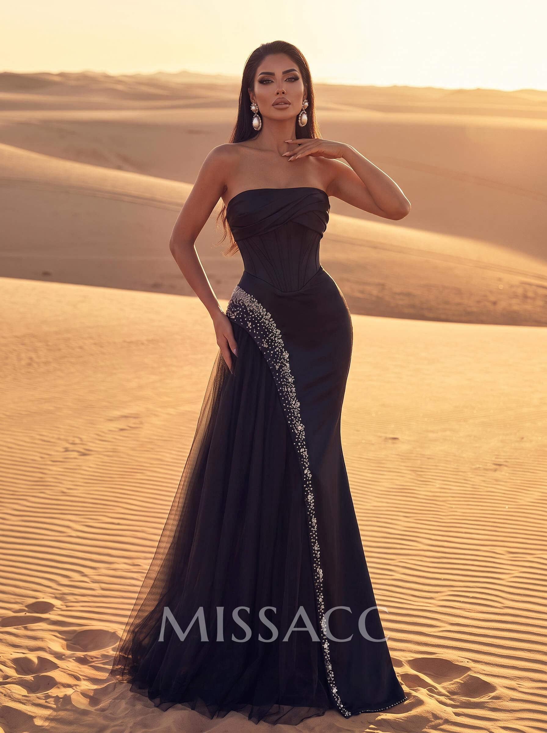 Luxury Straight Neckline Corset Matte Satin and Tulle Evening Gowns with Sequins