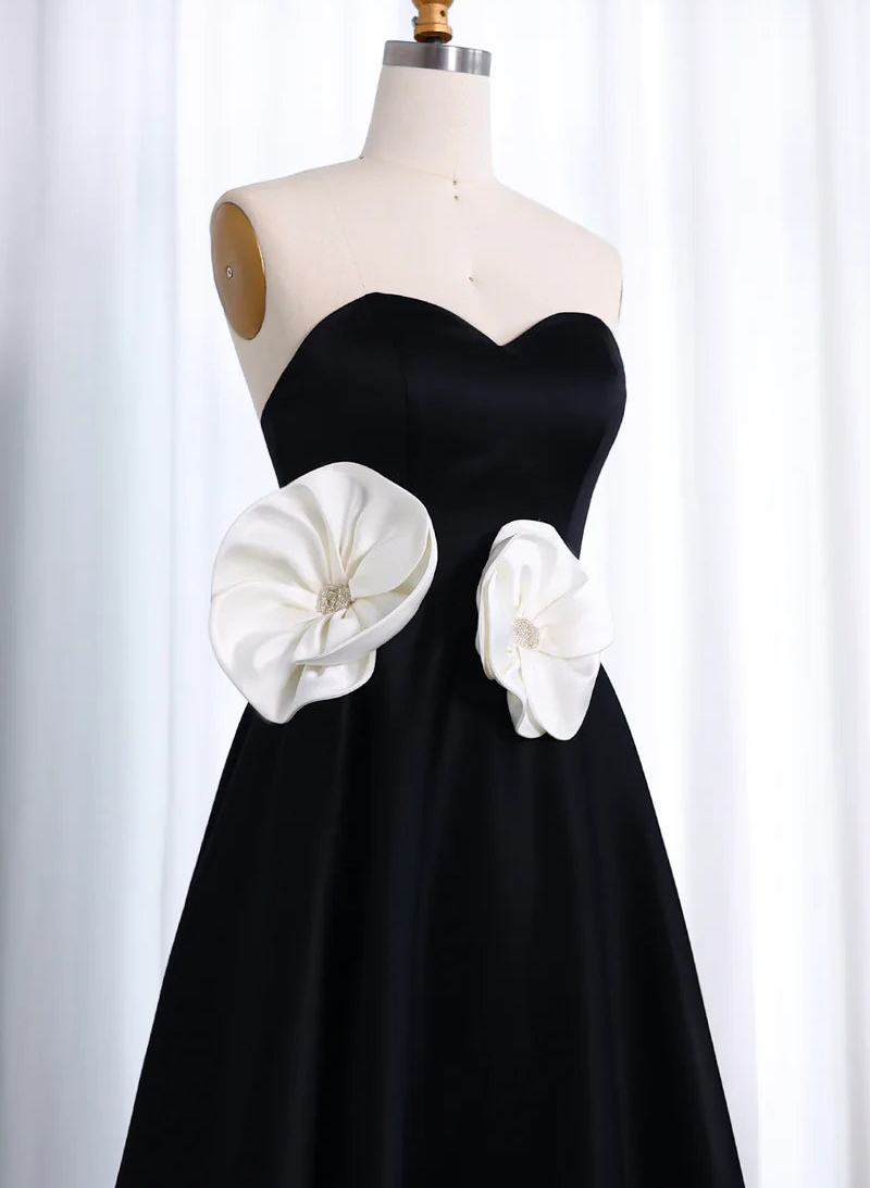 Simple Sweetheart Beading Flower(s) A-Line Satin Evening Dresses