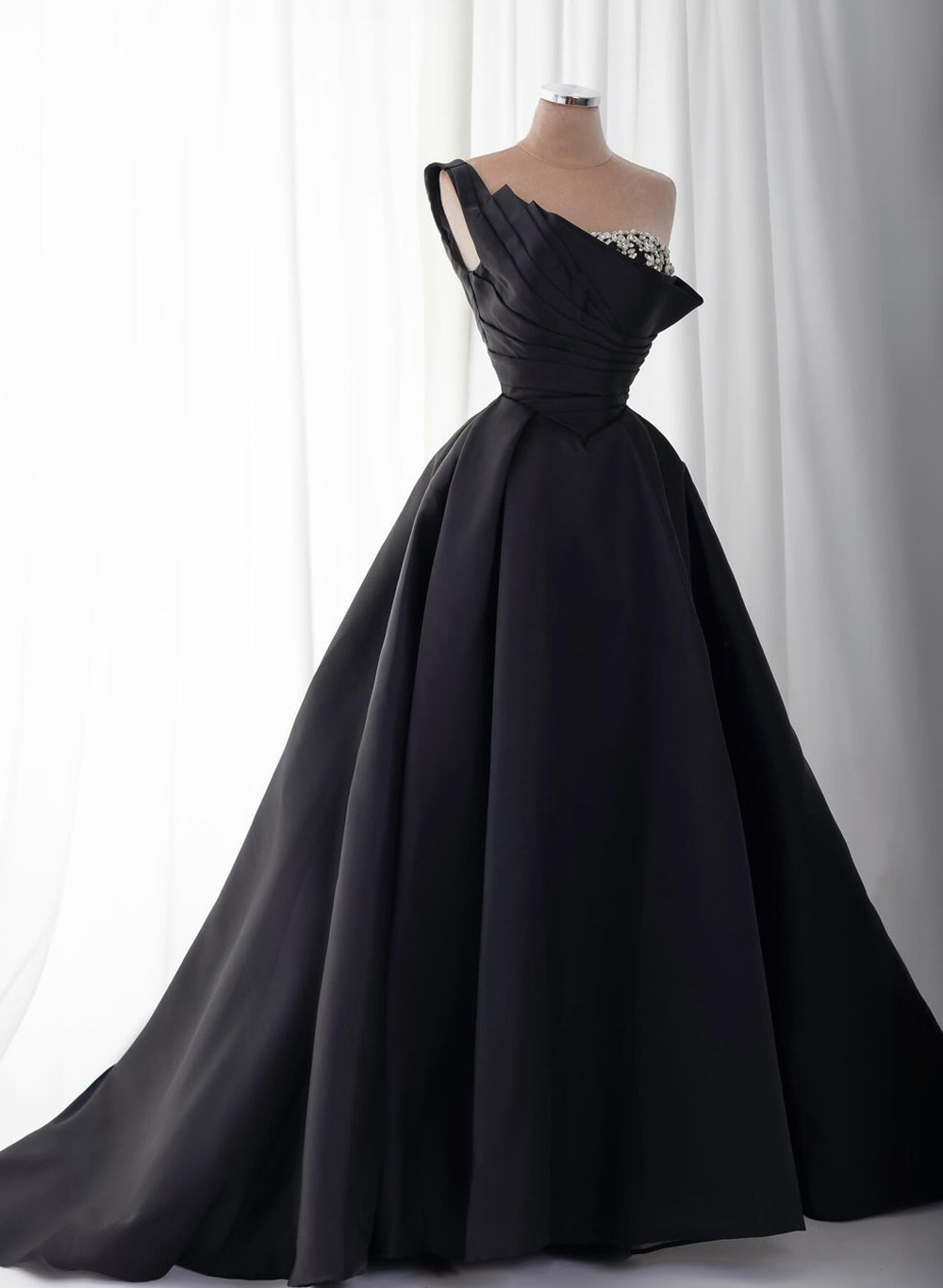 Elegant Pleated One-Shoulder Rhinestone Beading Detachable Sleeves A-Line Satin Evening Dresses