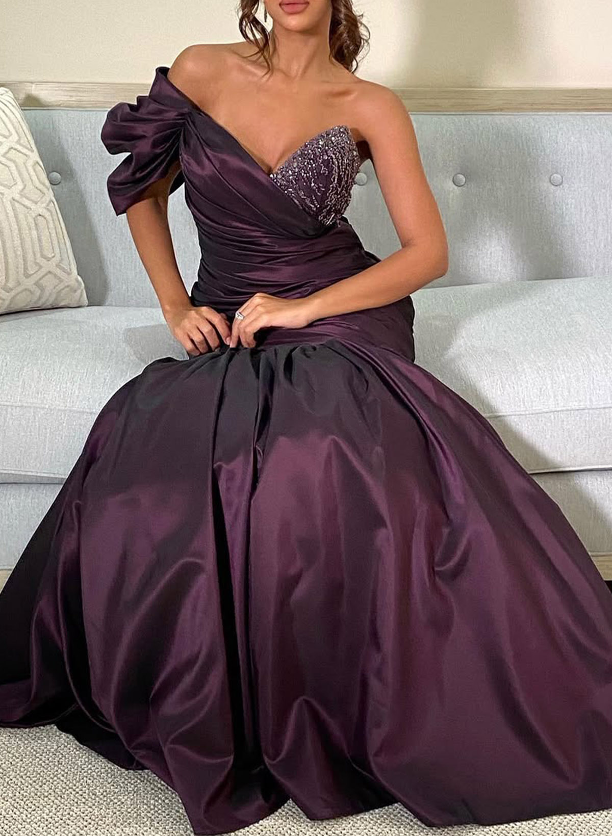 Elegant Trumpet One-Shoulder Sleeveless Sweep Train Taffeta Evening Dresses