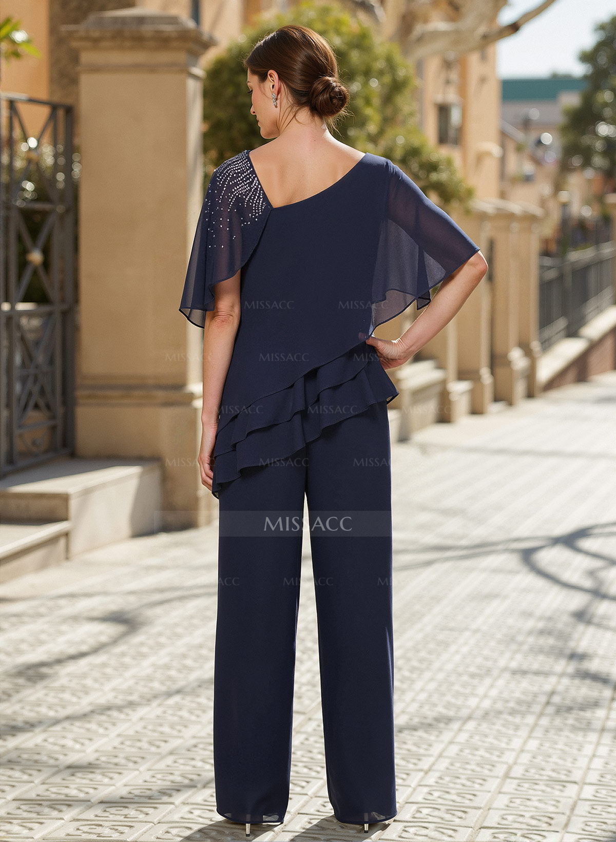 Classy Asymmetrical Short Sleeves Chiffon Mother Of The Bride Dresses With Ruffle