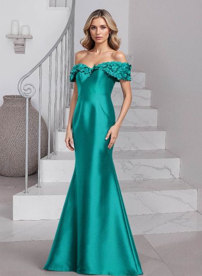 Unique Flower(s) Off-The-Shoulder Satin Mother Of The Bride Dresses