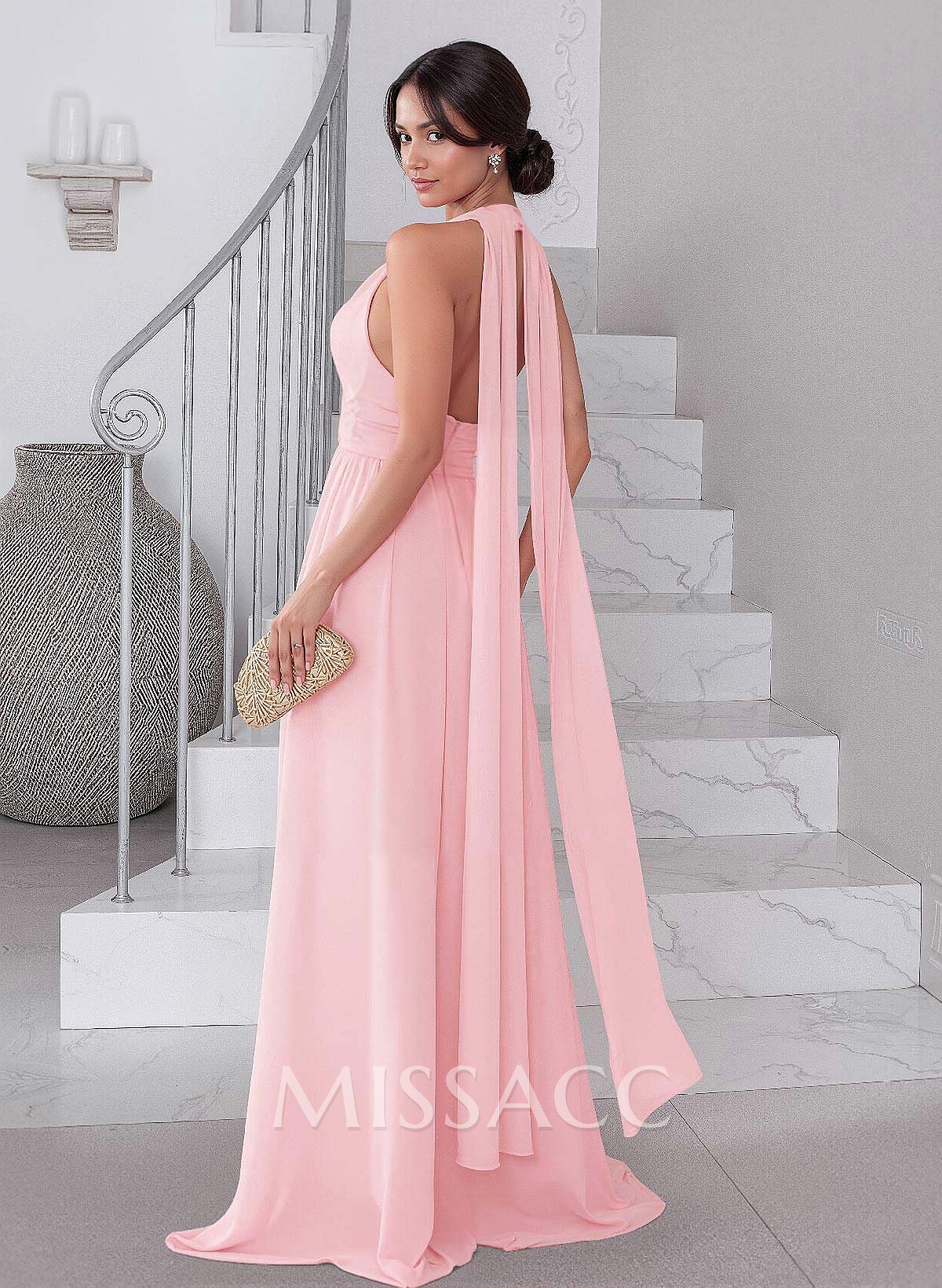Dreamy A-Line Halter Sweep Train Chiffon Mother Of The Bride Dresses Dreamy A-Line Halter Sweep Train Chiffon Mother Of The Bride Dresses