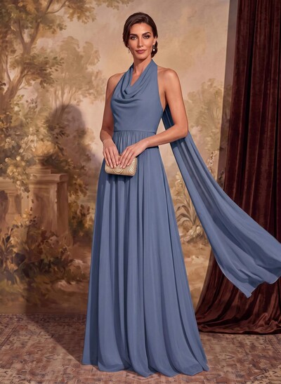 Dreamy A-Line Halterneck Chiffon Mother Of The Bride Dresses With Sweep Train