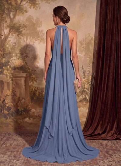 Dreamy A-Line Halterneck Chiffon Mother Of The Bride Dresses With Sweep Train