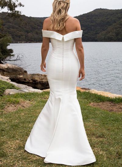 Minimalistic Trumpet Off-The-Shoulder Satin Wedding Dresses With Detachable Skirt