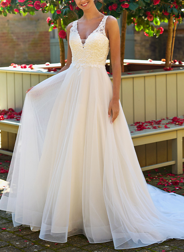 Modest A-Line V-Neck Sleeveless Tulle Wedding Dresses With Appliques Lace