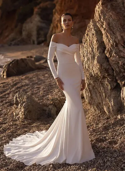 Elegant Trumpet Off-The-Shoulder Long Sleeves Wedding Dresses With Buttons Down The Back