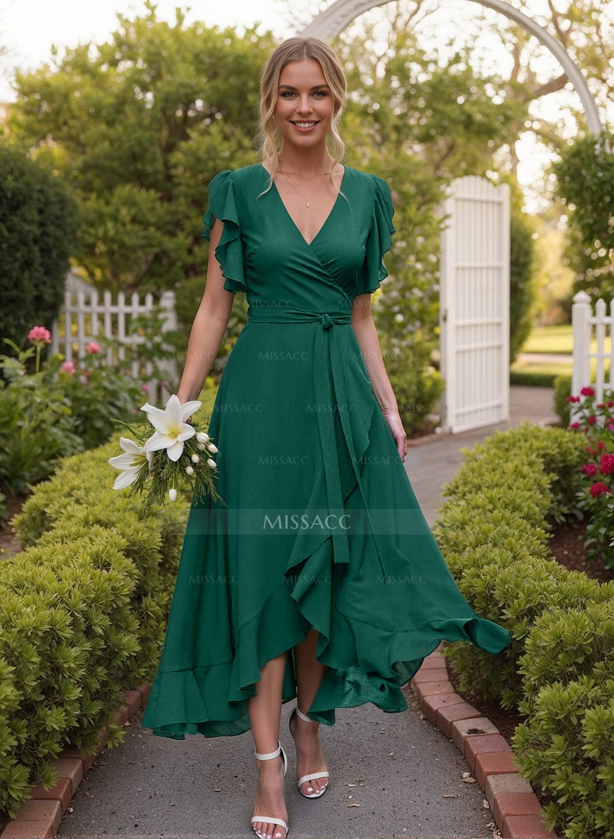 A-Line V-Neck Sleeveless Chiffon Bridesmaid Dresses With Ruffle