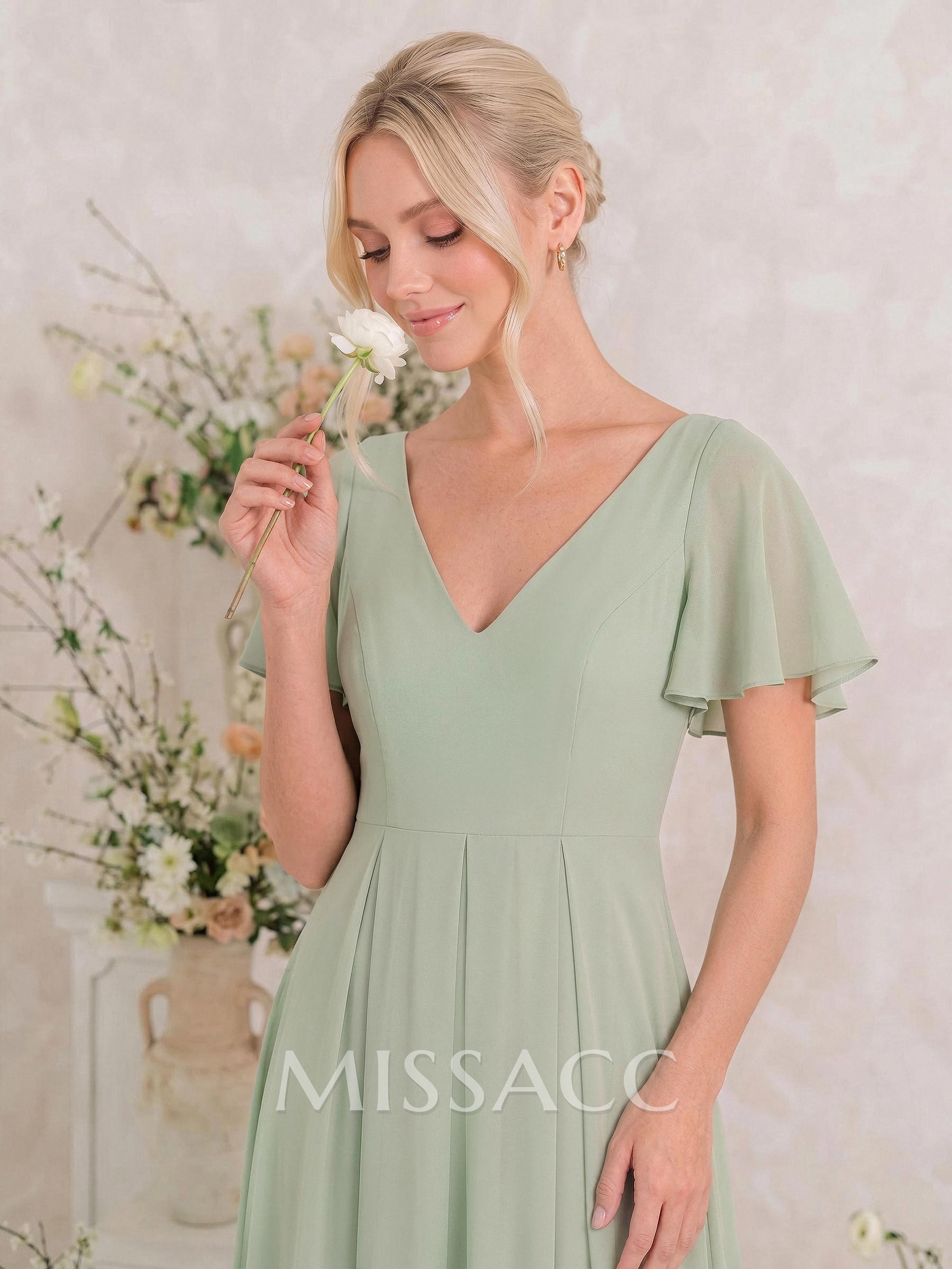 Short Sleeves Chiffon Bridesmaid Dresses With V-Neck Short Sleeves Chiffon Bridesmaid Dresses With V-Neck