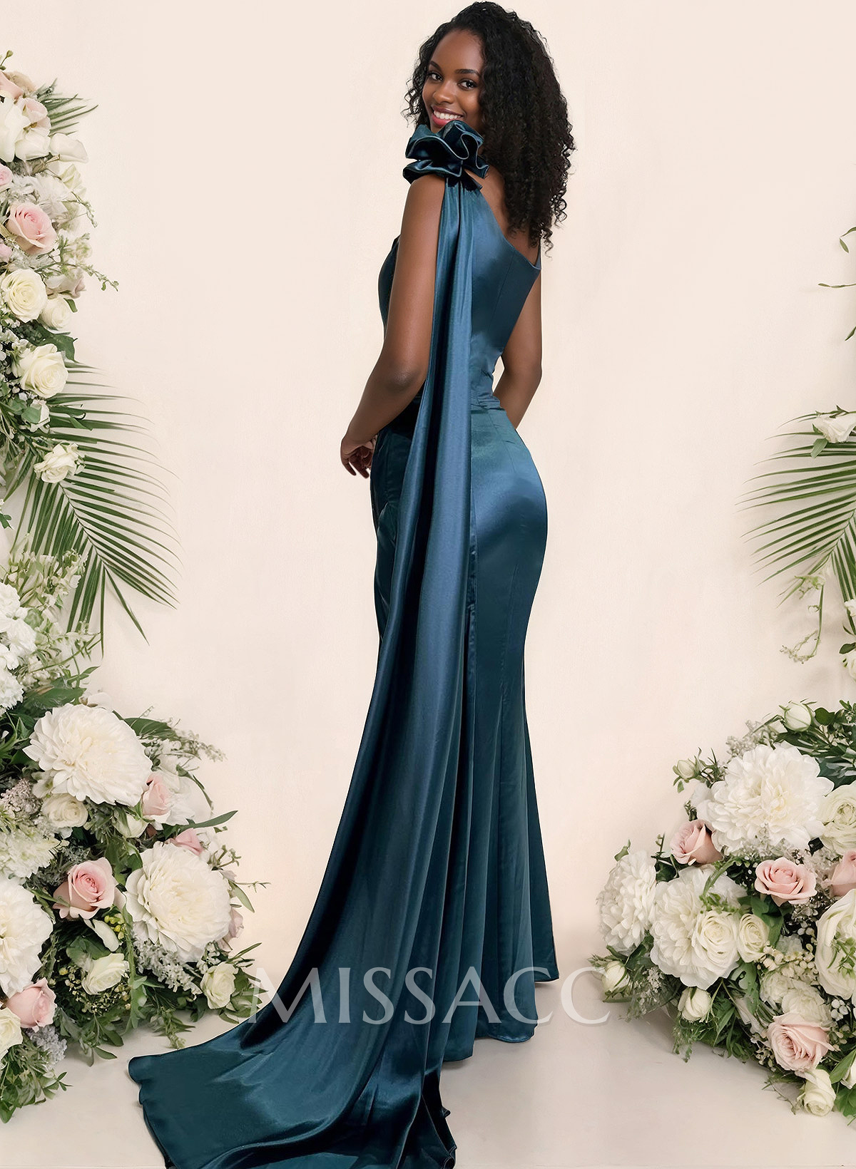 Sheath/Column One-Shoulder Silk Like Satin Bridesmaid Dresses With High Split