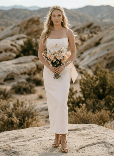 Sheath/Column Square Neckline Sleeveless Satin Bridesmaid Dresses With Bow(s)