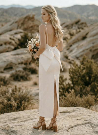 Sheath/Column Square Neckline Sleeveless Satin Bridesmaid Dresses With Bow(s)