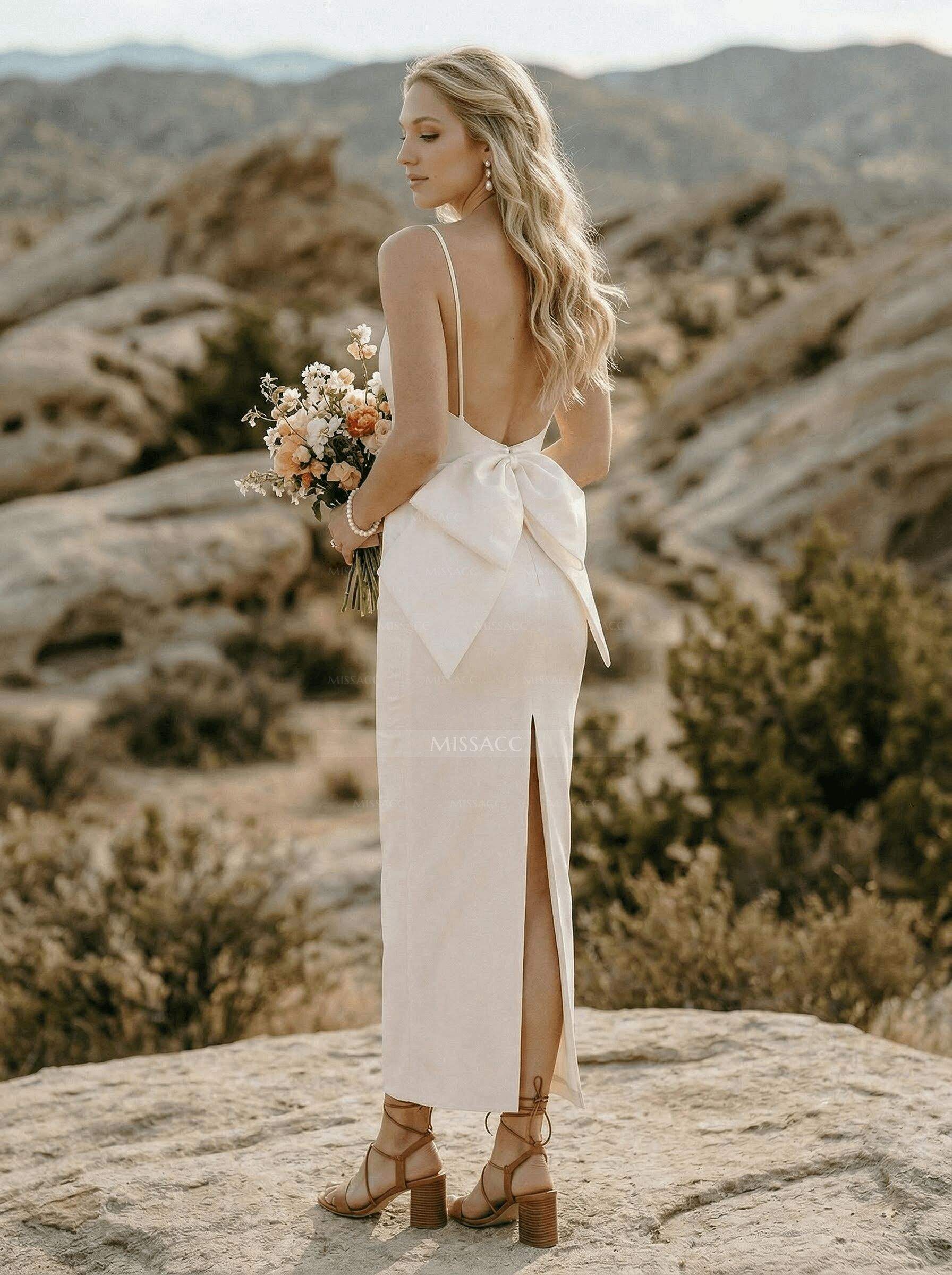 Sheath/Column Square Neckline Sleeveless Satin Bridesmaid Dresses With Bow(s)