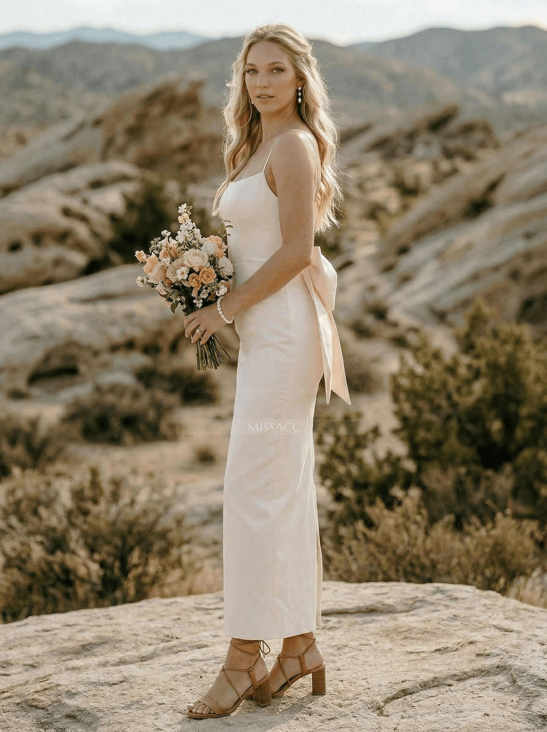 Sheath/Column Square Neckline Sleeveless Satin Bridesmaid Dresses With Bow(s)