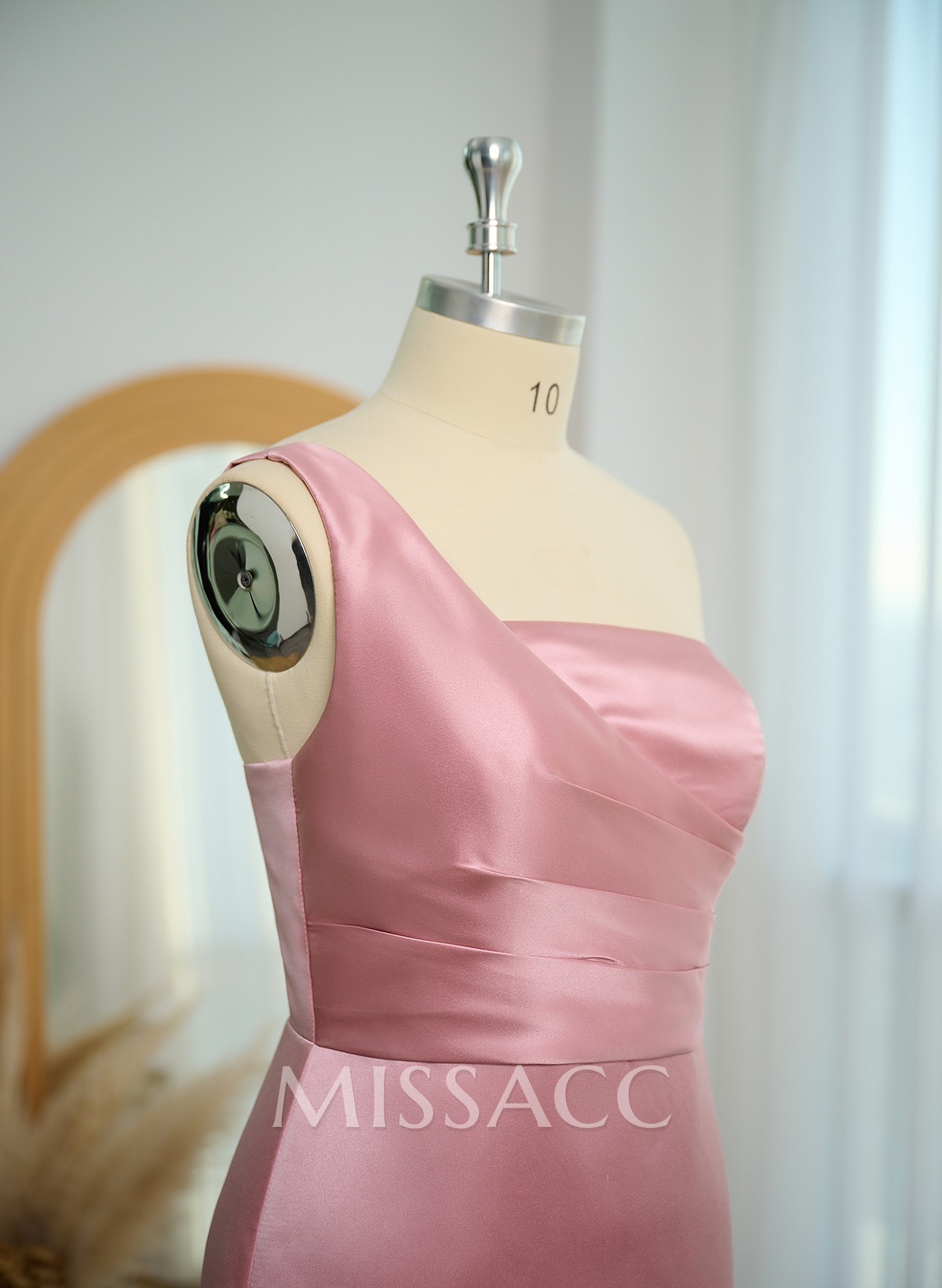 Sheath/Column One-Shoulder Satin Bridesmaid Dresses Sheath/Column One-Shoulder Satin Bridesmaid Dresses