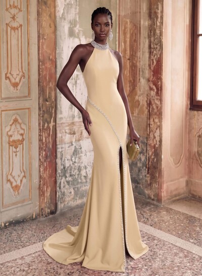 Sheath/Column Halter Sleeveless Elastic Satin Evening Dresses With Rhinestone