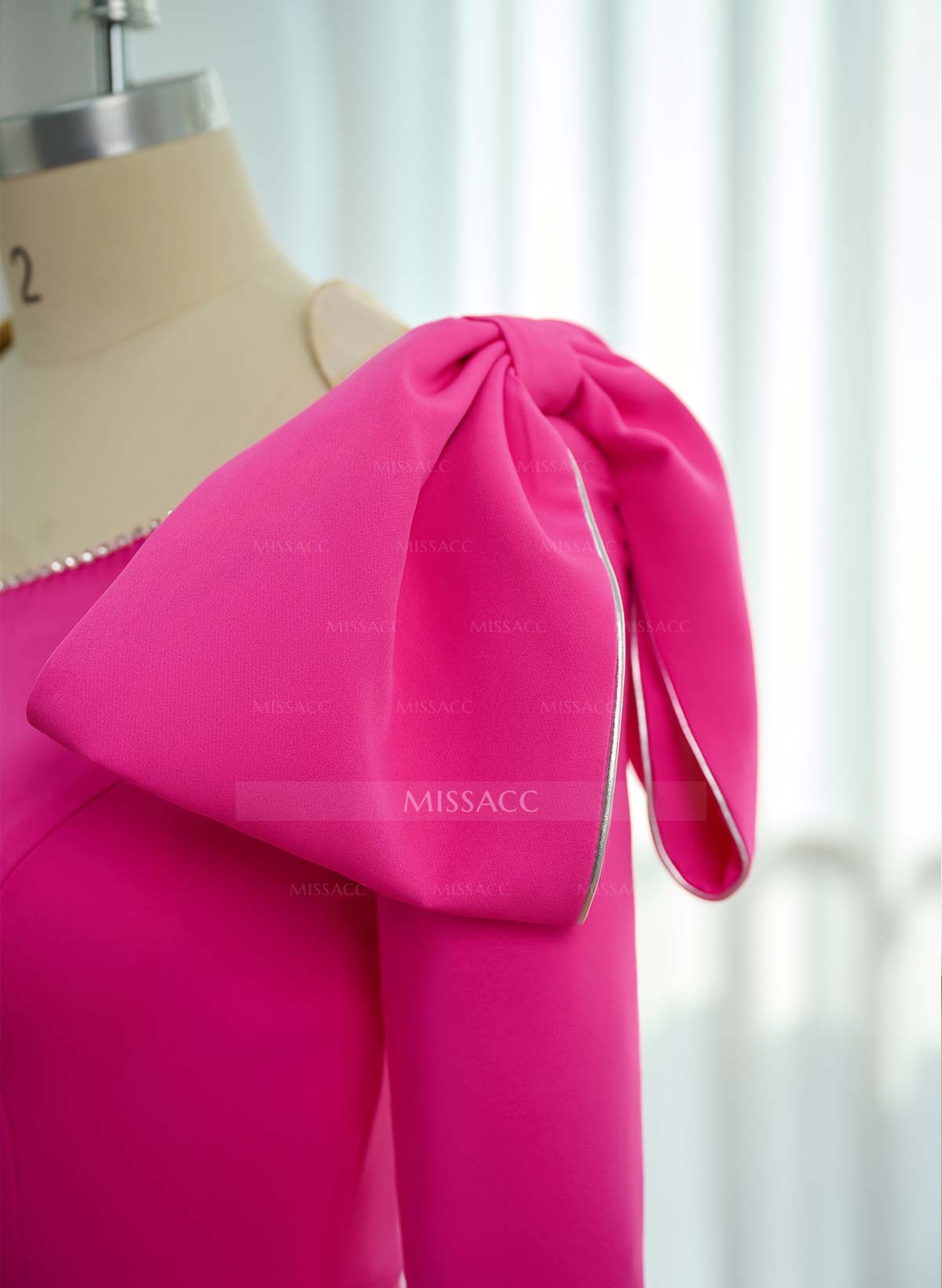 Sheath/Column One-Shoulder Elastic Satin Mother Of The Bride Dresses With Bow(s)