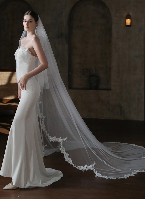Lace Applique Edge Two-Tier Cathedral Bridal Veils